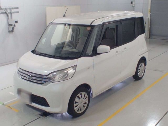 3221 Nissan Dayz roox B21A 2016 г. (CAA Chubu)